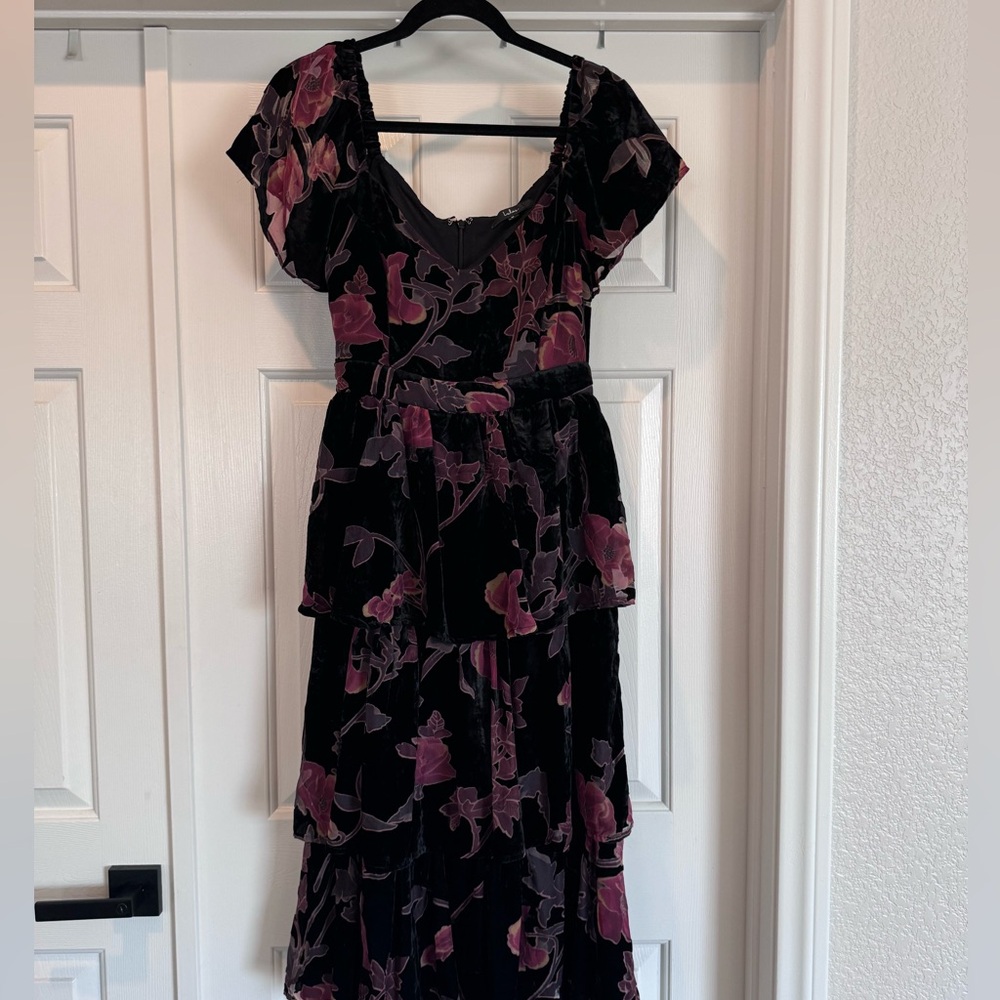 Lulus midi dress (size: medium) - Picture 2 of 3